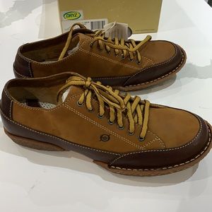 Born Thunder shoes NIB leather